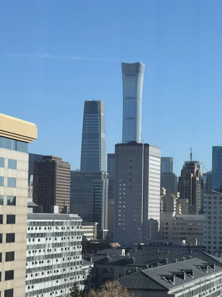 <p>Из номера отеля вид был на 5 баллов</p>