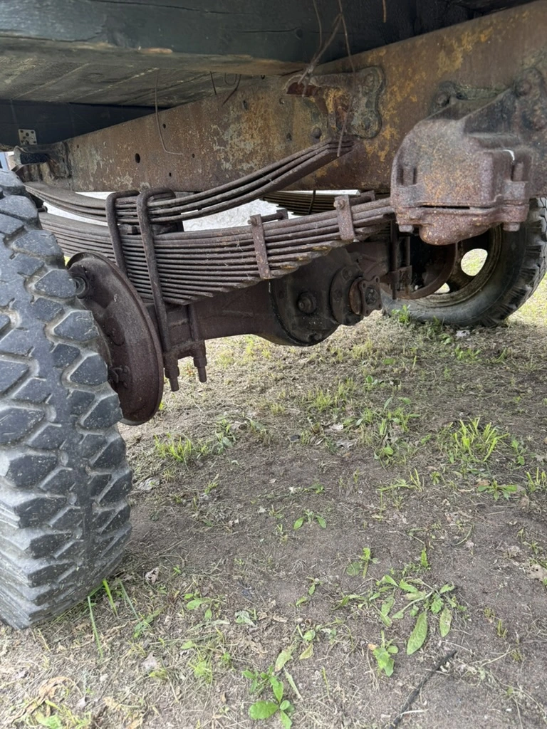 <p>Простая подвеска полуторки</p>