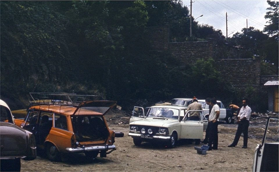 <p>Москвич универсал 427 - редкий</p>